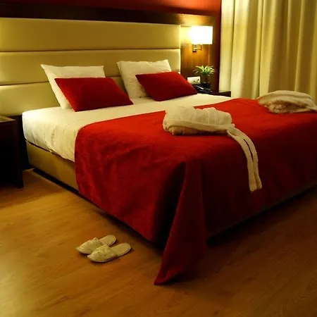 Palace E Monte Rio ترمس دي ساو بيدرو دو سول