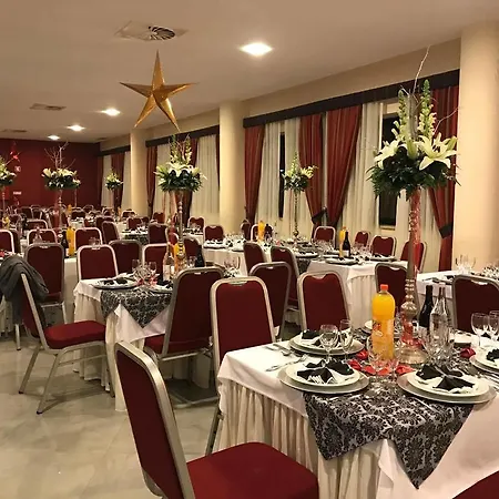 Palace E Monte Rio Hotell