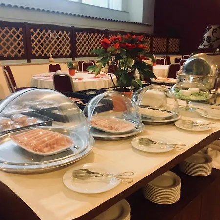 Hotell Palace E Monte Rio