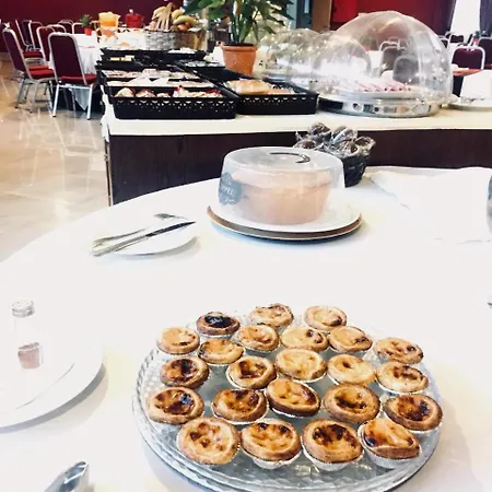 Palace E Monte Rio Hotell