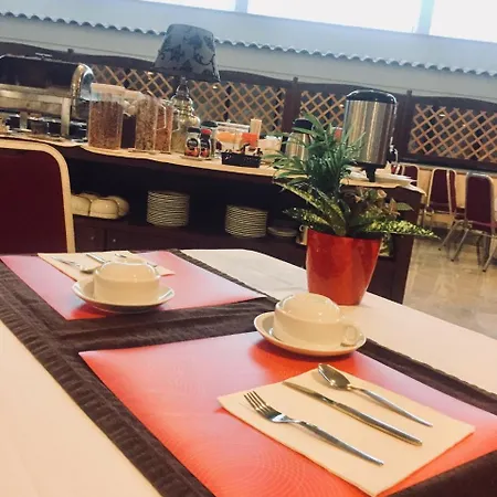 Hotell Palace E Monte Rio