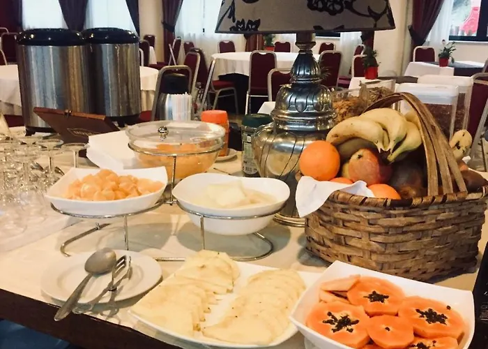 Palace E Monte Rio Hotel 4*